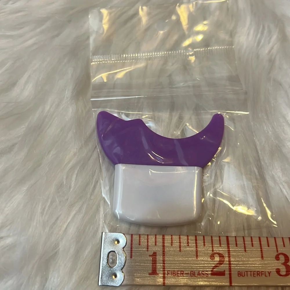 NEW💕Purple Eye Makeup Aid Tool